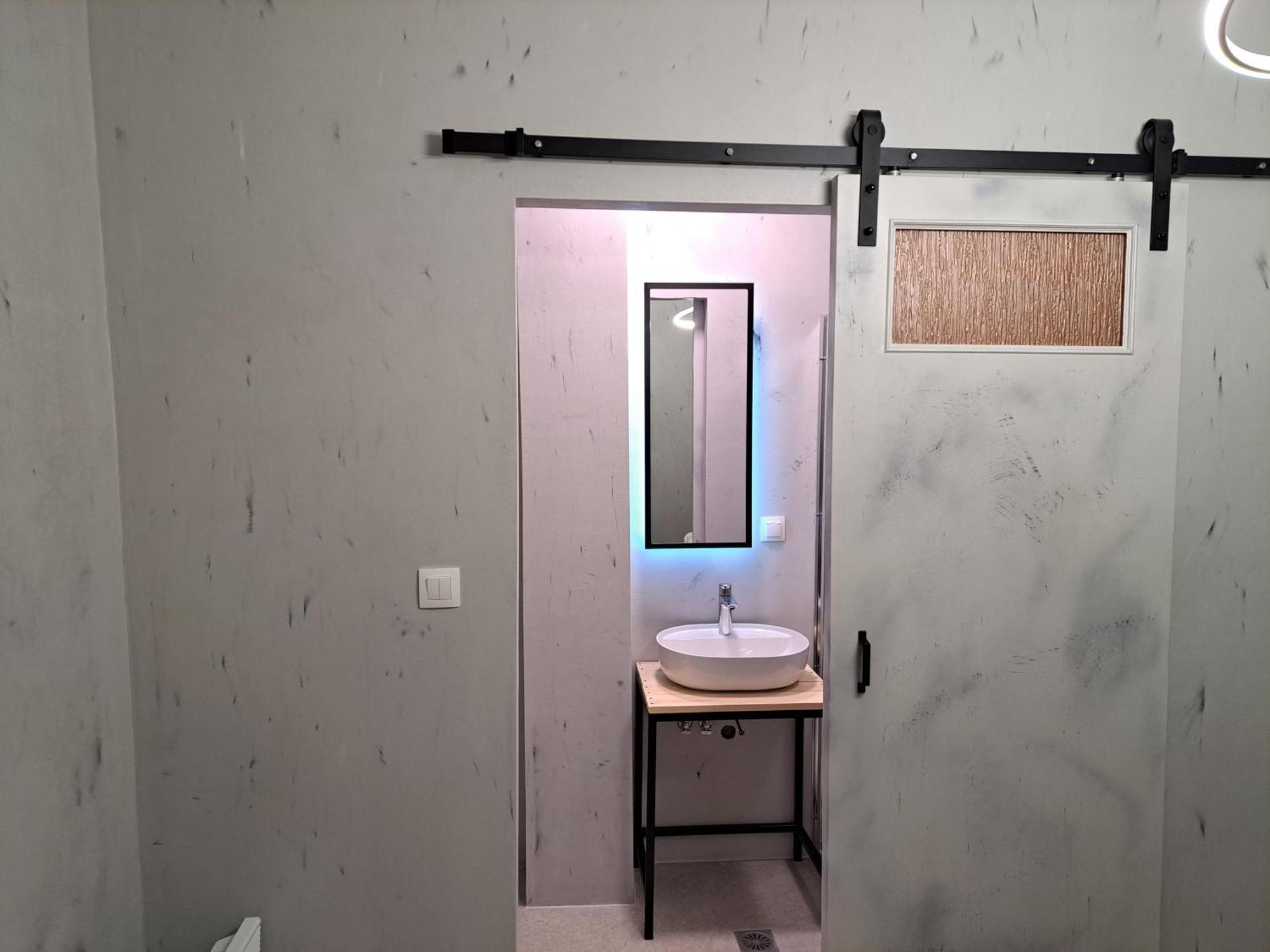 Socrates Ethnic And Traditional Studio كالامباكا المظهر الخارجي الصورة